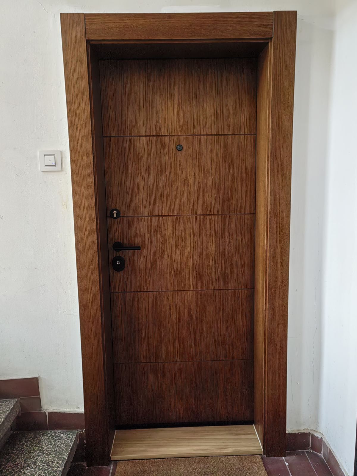 Detalj kvake na Blind Door sigurnosnim vratima